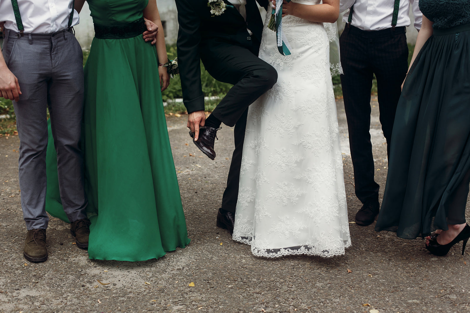 TOP 10: Gift Ideas for Your Groomsman and Bridesmaids