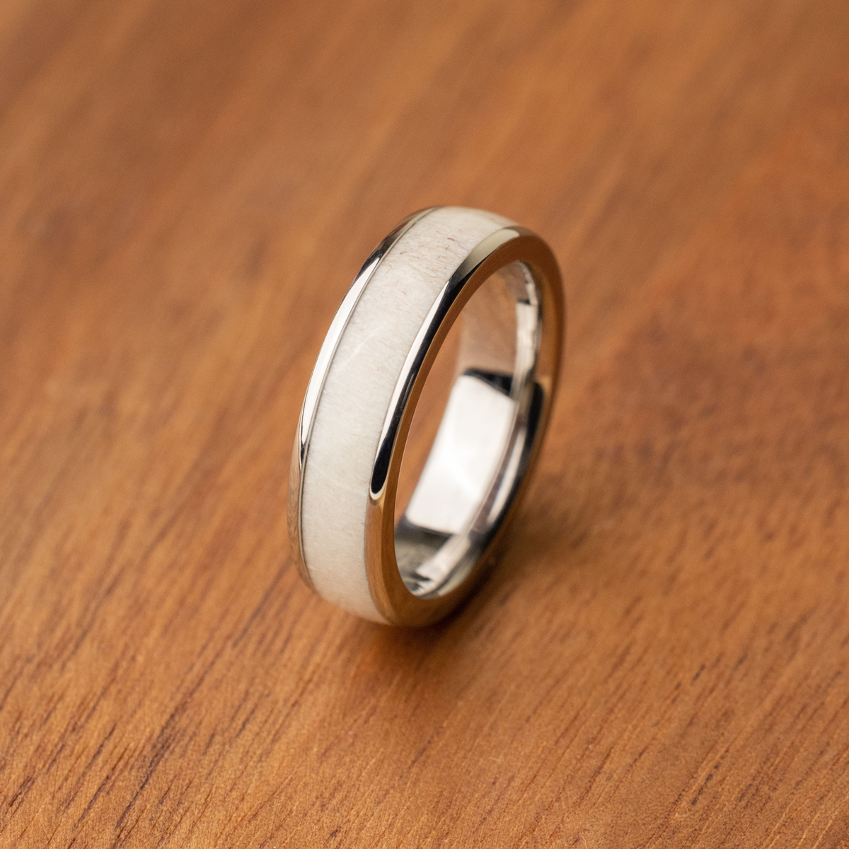 Size 9 Titanium and Antler